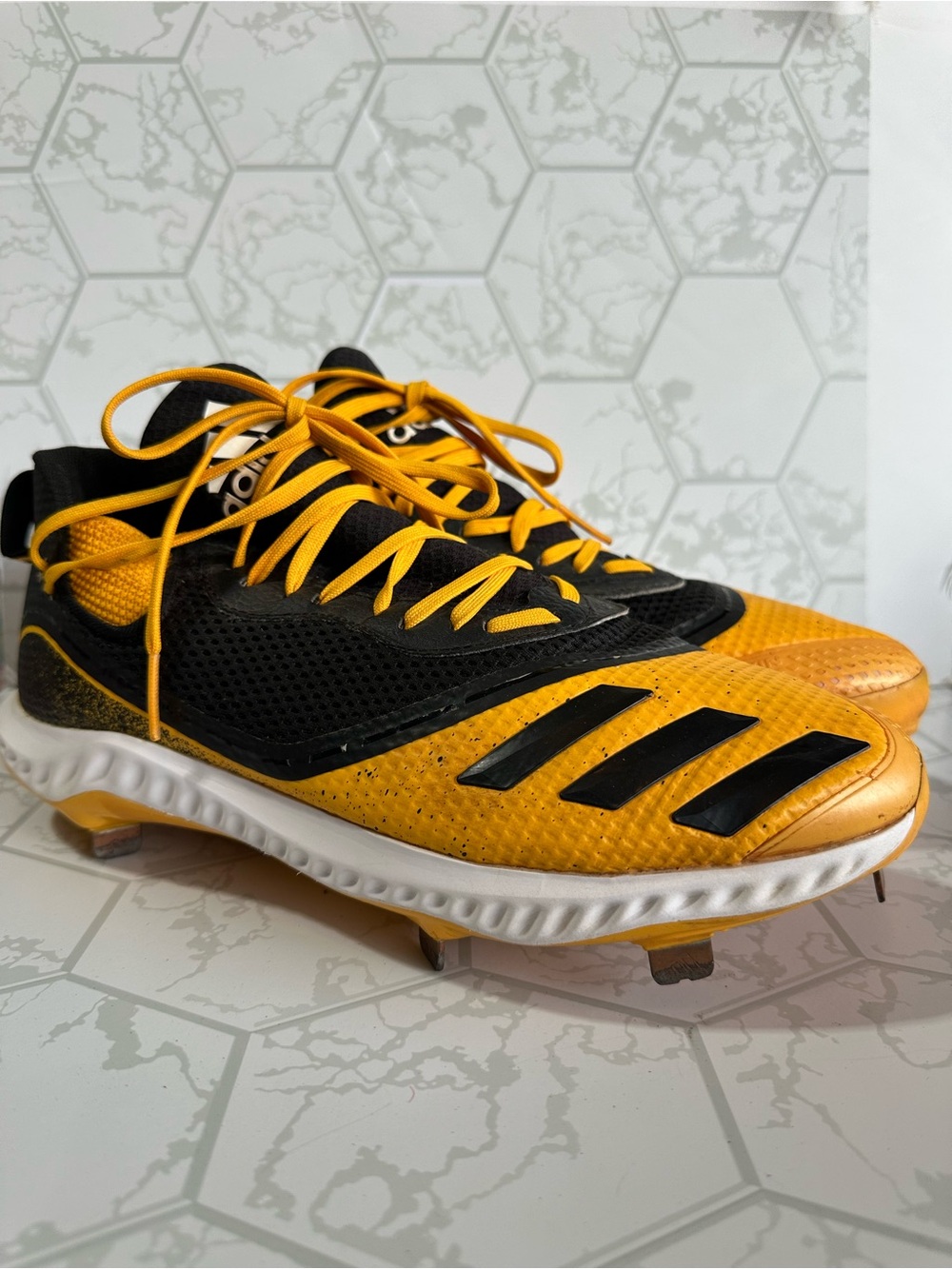 adidas Icon V Bounce Baseball Cleats